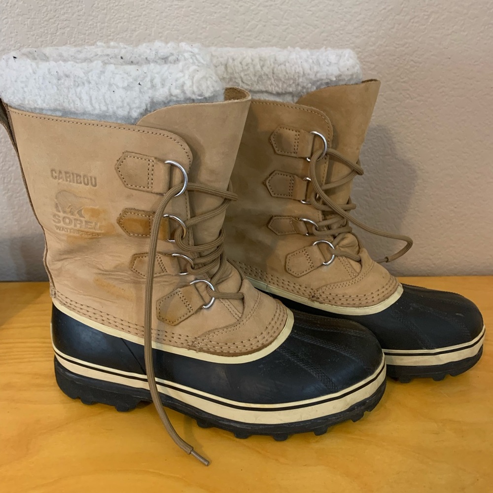 Sorel caribou women’s waterproof show boots as 8.5